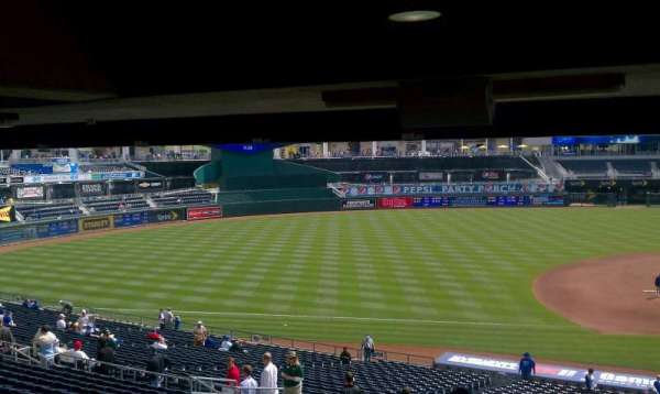 Kauffman Stadium, section: 209, row: KK, seat: 13