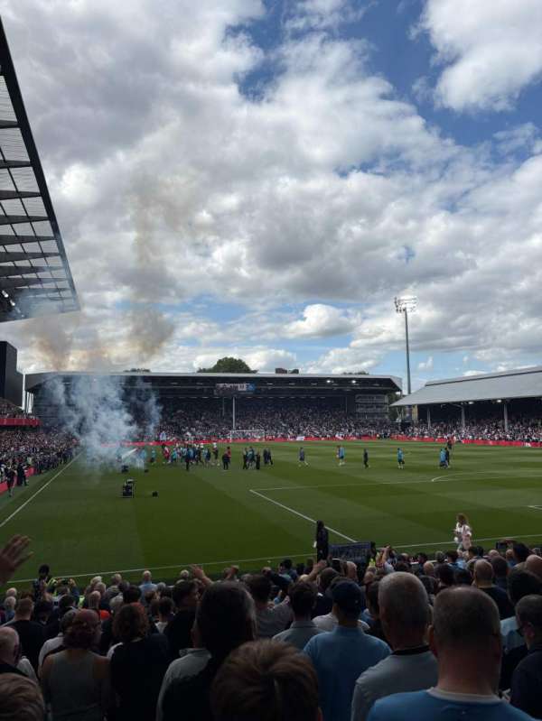 Craven Cottage, section: P6, row: R, seat: 134