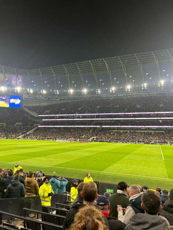 Tottenham Hotspur Stadium, section: 117, row: 17, seat: 519
