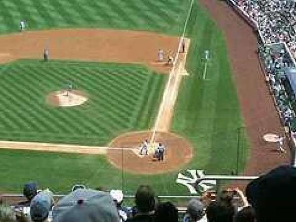 Yankee Stadium, section: 321, row: 5, seat: 9