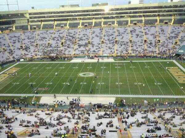 Lambeau Field, section: Suite 5028