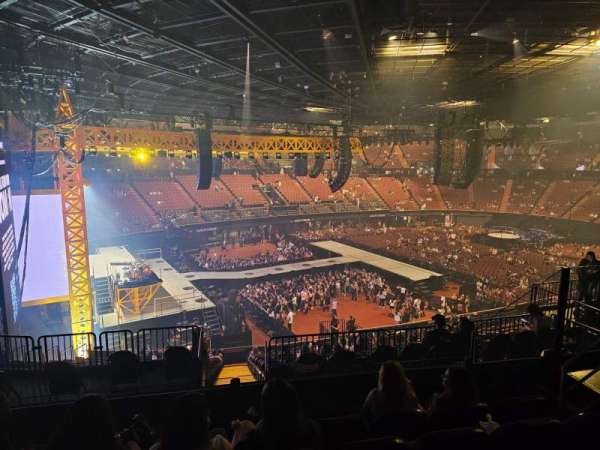 Kia Forum, section: 223, row: 5, seat: 9