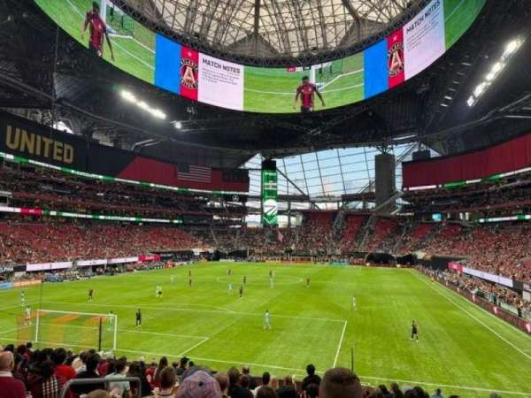 Mercedes-Benz Stadium, section: 117, row: 22, seat: 23