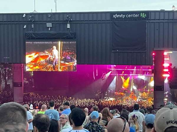 Xfinity Center, Massachusetts, section: Lawn