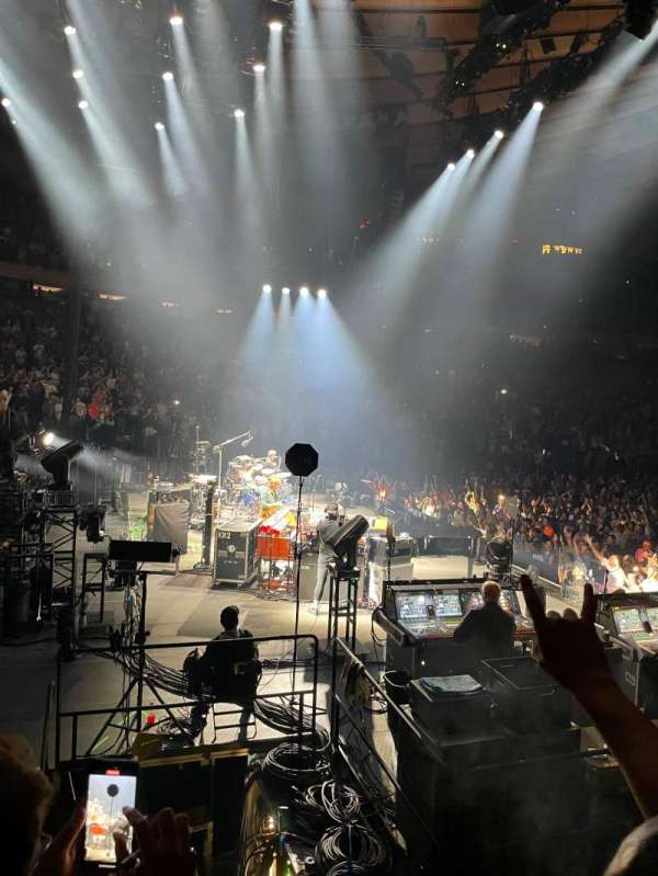 Madison Square Garden, section: 114, row: 7, seat: 6