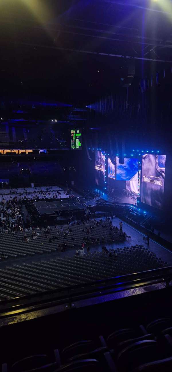 Paris La Défense Arena, section: 418, row: 44, seat: 38