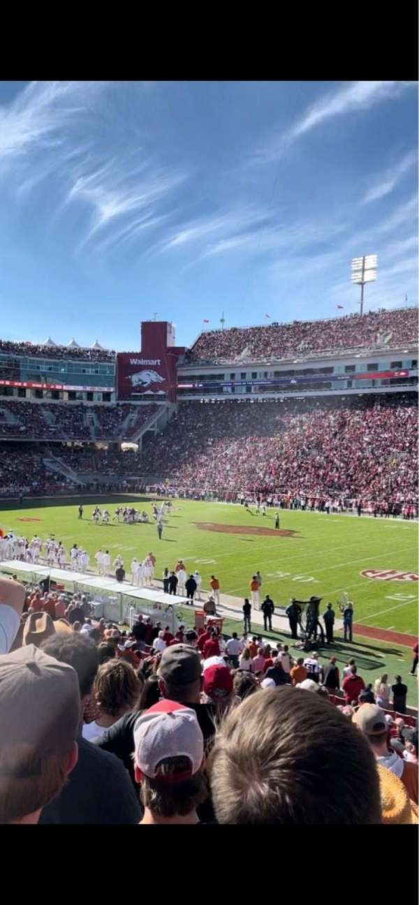 Razorback Stadium, section: E121, row: 20, seat: 38