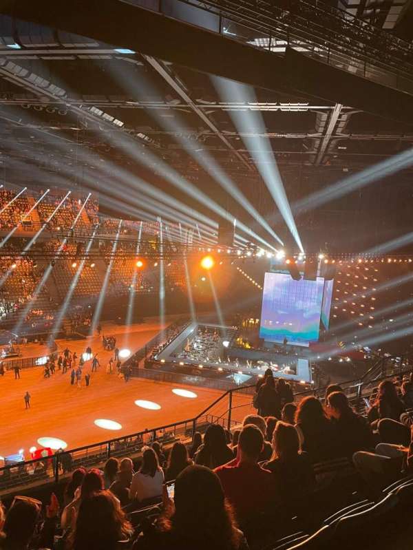 Accor Arena, section: Balcon D, row: 90, seat: 27