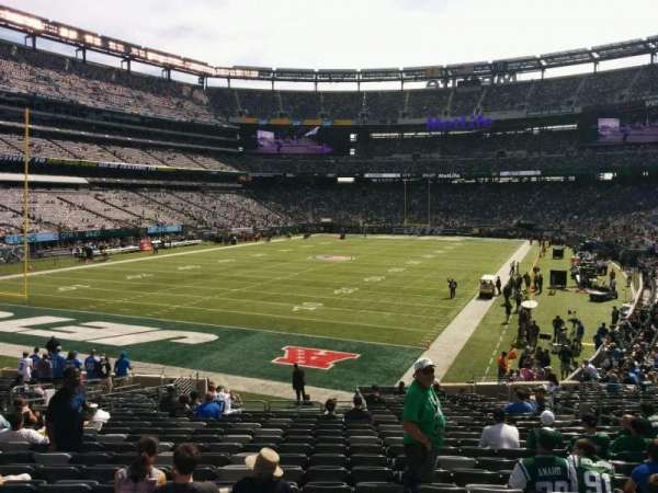 MetLife Stadium, section: 148, row: 25, seat: 13