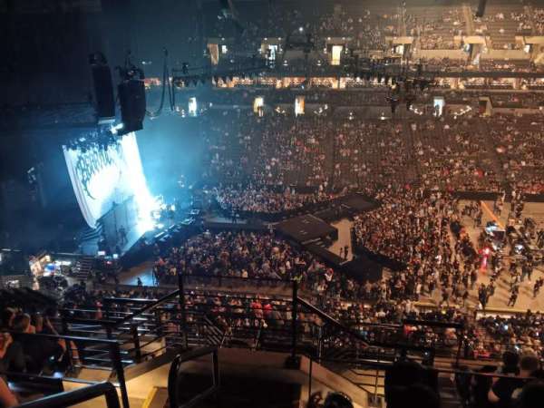 CHI Health Center Omaha, section: 221, row: H, seat: 20
