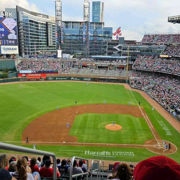 Truist Park, section: 330, row: 13, seat: 24