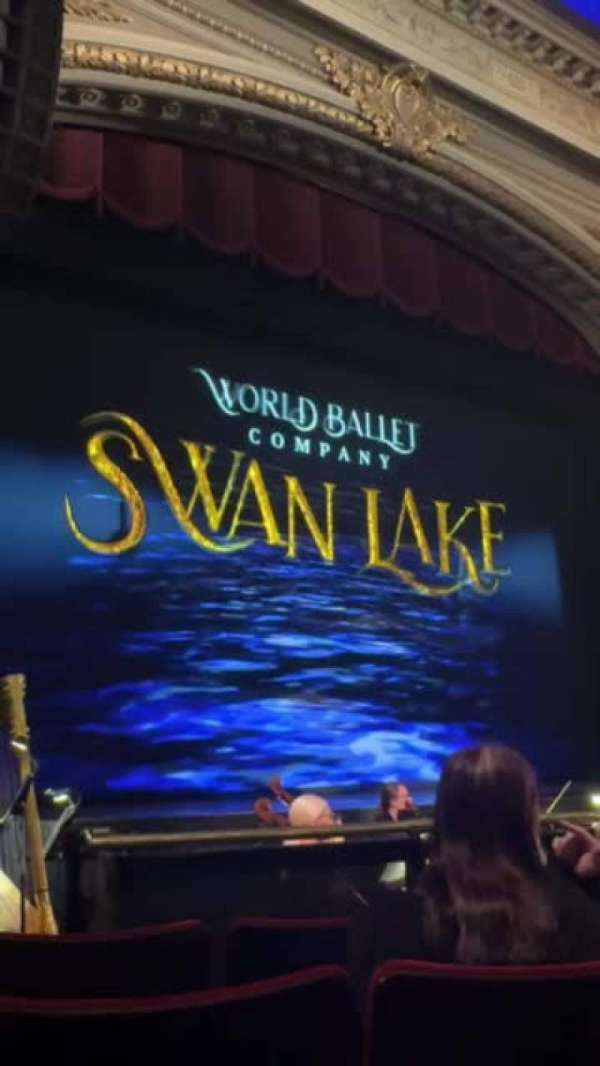 Majestic Theatre, Dallas, section: Orchestra L, row: D, seat: 6