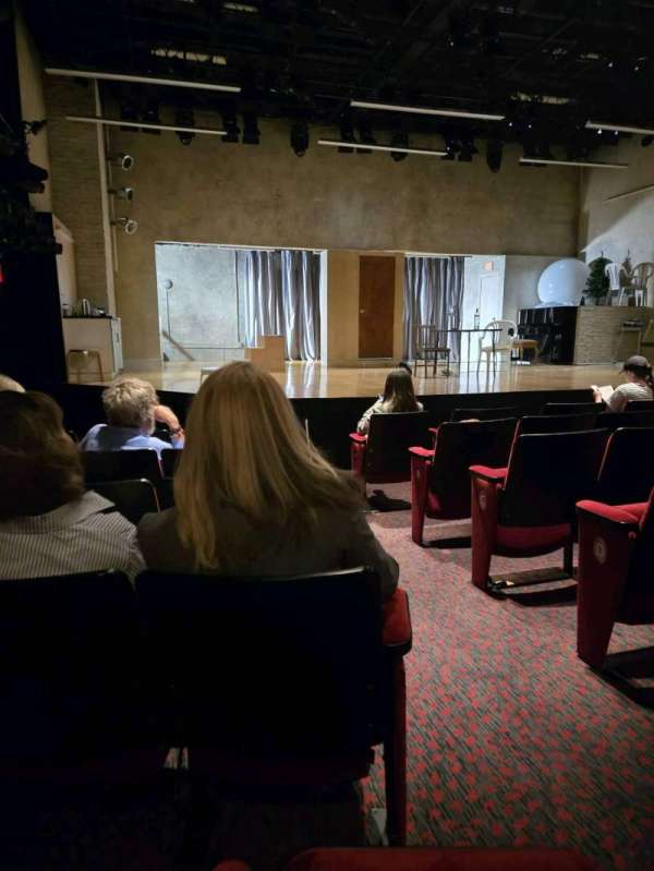 Lucille Lortel Theatre, section: Orchestra L, row: G, seat: 3