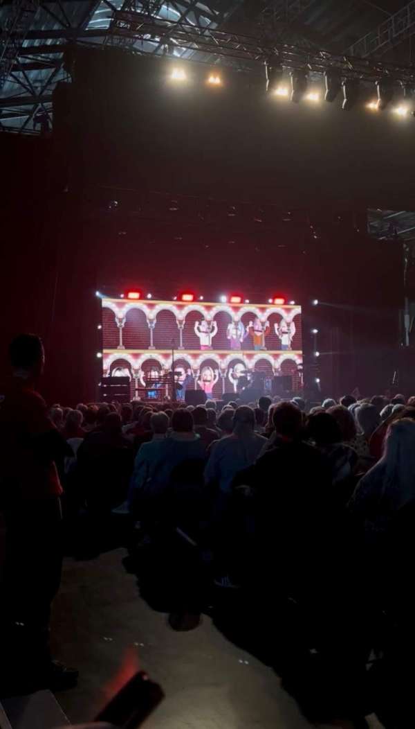 Le Dôme, Charleroi, section: Vert inférieur, row: 4, seat: 26