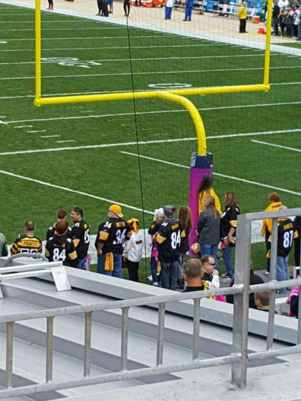Acrisure Stadium, section: 146, row: D, seat: 5