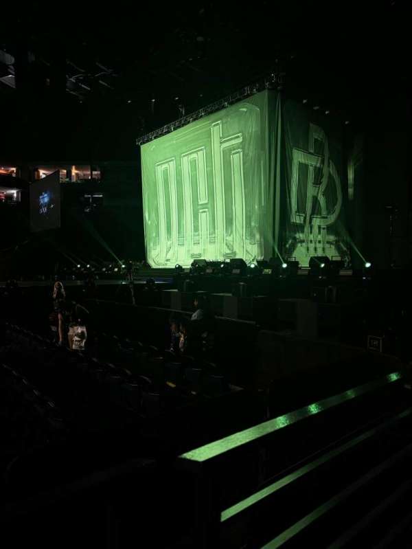 Oakland Arena, section: 127, row: 1