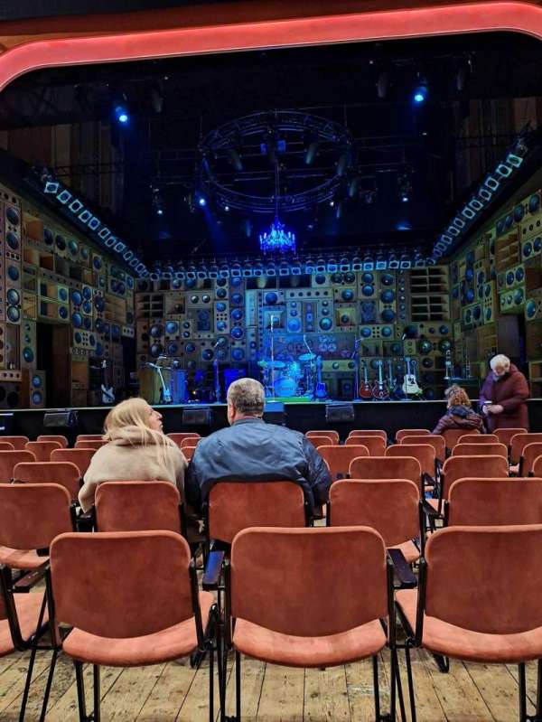 Alexandra Palace Theatre, section: Stalls, row: I, seat: 15