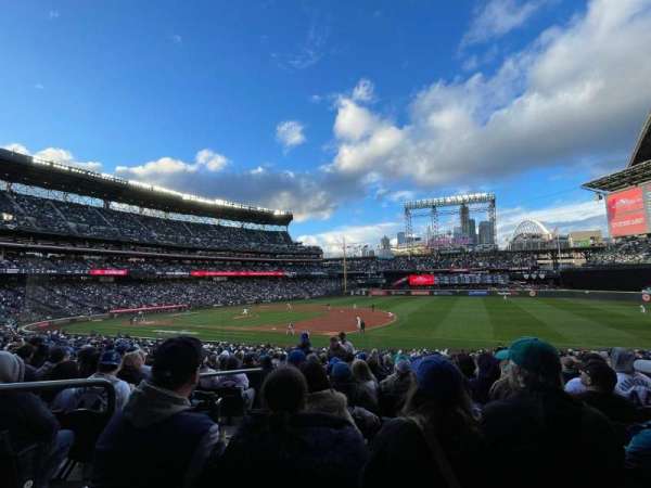 T-Mobile Park, section: 118, row: 34, seat: 16