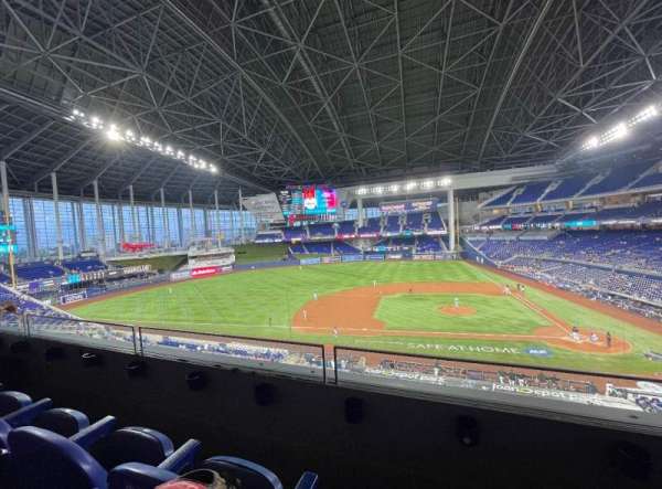 LoanDepot Park, section: 220, row: 2, seat: 17