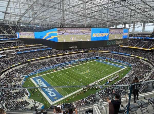 SoFi Stadium, section: 533, row: 1, seat: 8