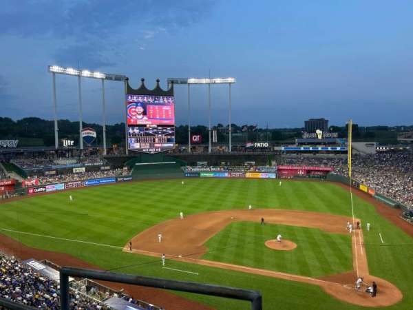 Kauffman Stadium, section: 414, row: B, seat: 1
