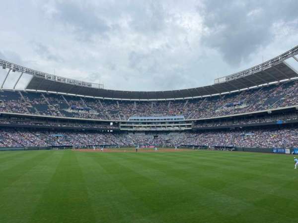 Kauffman Stadium, section: 101, row: E, seat: 21