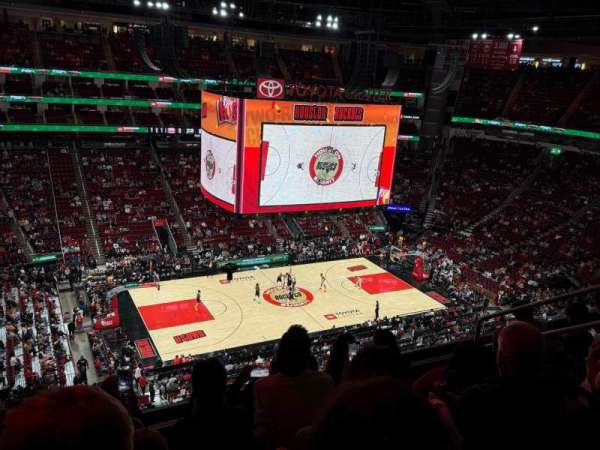 Toyota Center, section: 412, row: 5, seat: 7