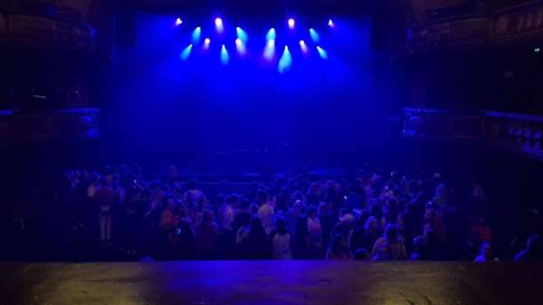 Le Trianon, section: Balcon