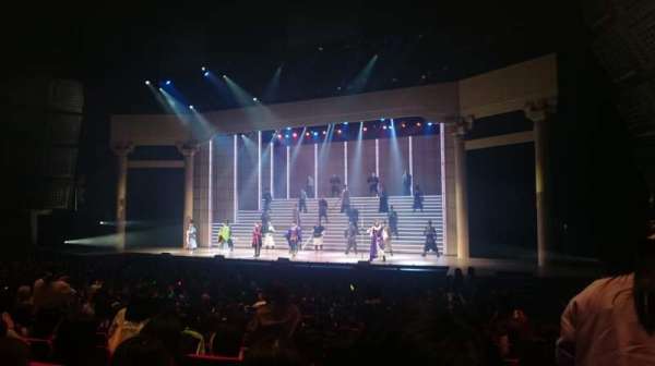 Palais des Congrès de Paris, section: Série 2, row: R, seat: 30