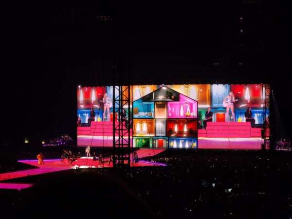 Paris La Défense Arena, section: 111, row: 25, seat: 47