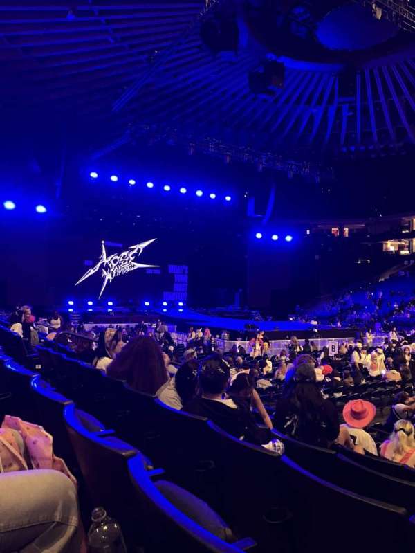 Oakland Arena, section: 113, row: 5, seat: 7