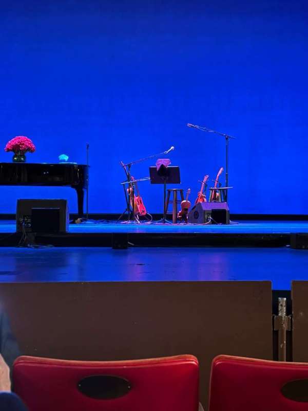 Dorothy Chandler Pavilion, section: Orchestra, row: D, seat: 18