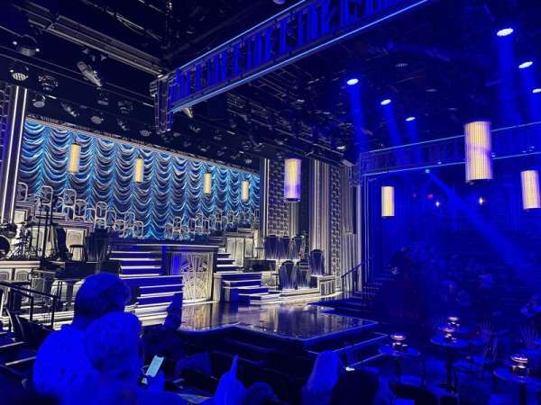 Circle in the Square Theatre, section: Orchestra 300, row: D, seat: 221