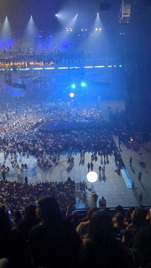 Paris La Défense Arena, section: 420, row: 56, seat: 7