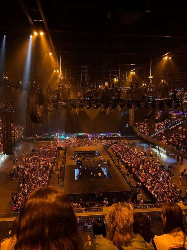 Ziggo Dome, section: 208, row: 4, seat: 244
