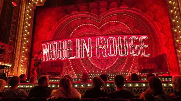 Piccadilly Theatre, section: Stalls, row: E, seat: 12