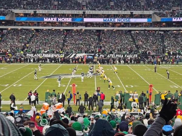 Lincoln Financial Field, section: 120, row: 26, seat: 4
