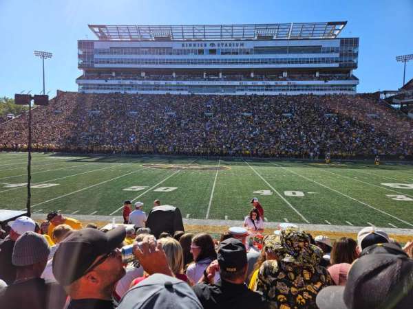 Kinnick Stadium, section: 105, row: 10, seat: 17