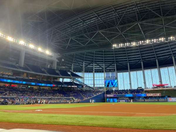 LoanDepot Park, section: FL3, row: AA, seat: 10