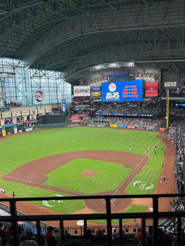 Daikin Park, section: 417, row: 01, seat: 15