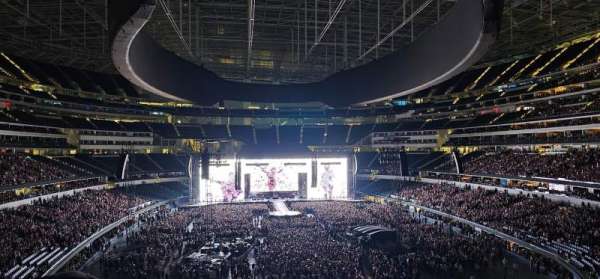 SoFi Stadium, section: 232, row: 20, seat: 22