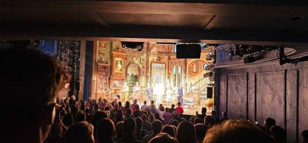Hayes Theater, section: Orchestra R, row: Q, seat: 12