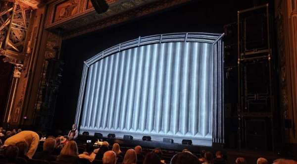 Hollywood Pantages Theatre, section: Orchestra RC, row: L, seat: 214
