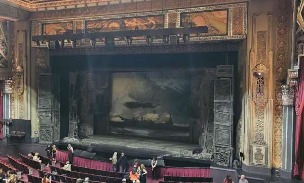 Hollywood Pantages Theatre, section: Mezzanine R, row: A, seat: 213