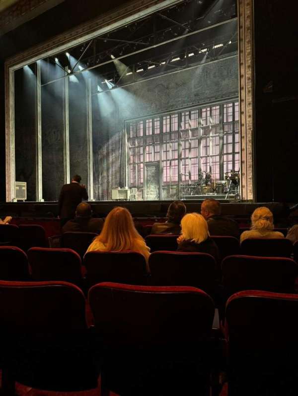 Hollywood Pantages Theatre, section: Orchestra RC, row: F, seat: 205
