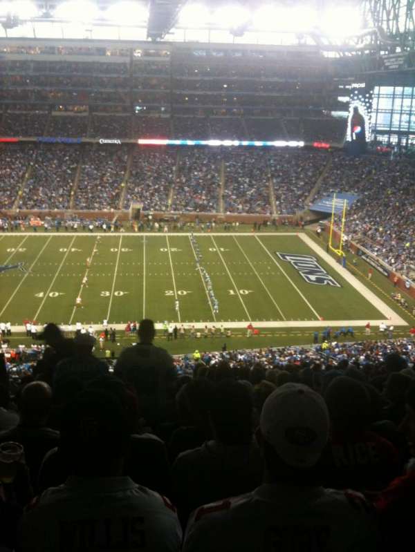Ford Field, section: 333, row: 18, seat: 4