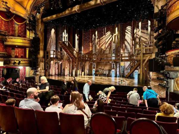 Richard Rodgers Theatre, section: Orchestra R, row: L, seat: 16
