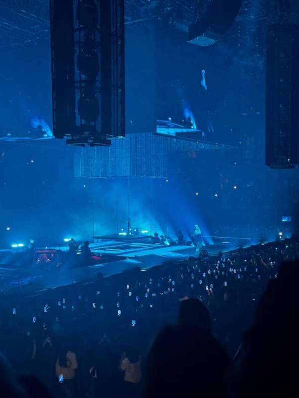 Kia Forum, section: 123, row: 4, seat: 5