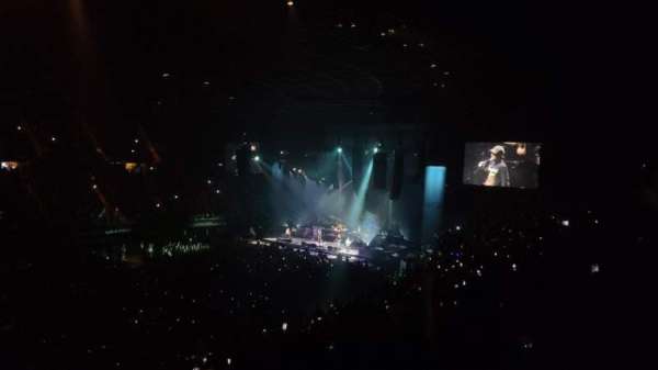 Kia Forum, section: 207, row: 4, seat: 1