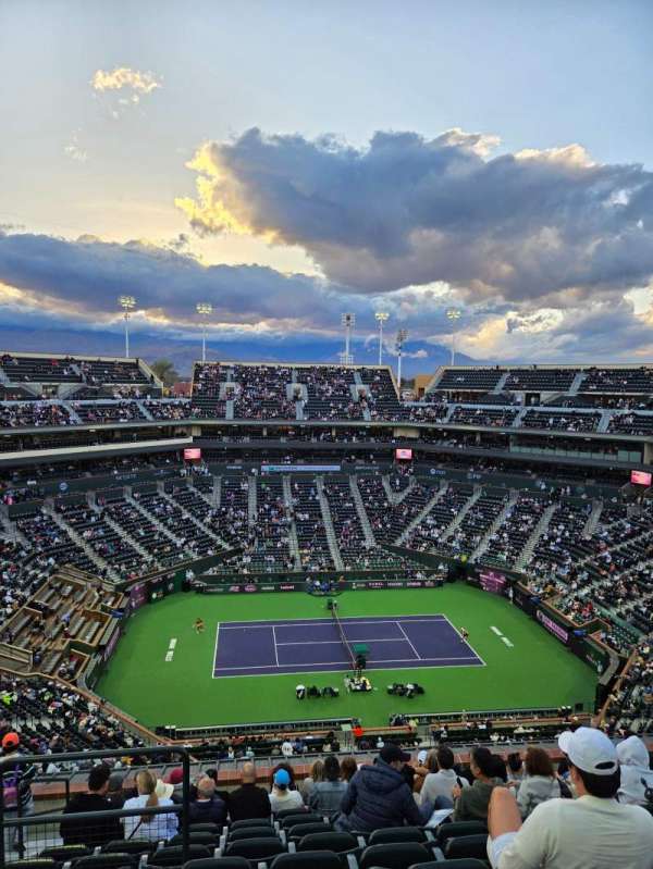 Stadium 1 at Indian Wells Tennis Garden, section: 402, row: P, seat: 14